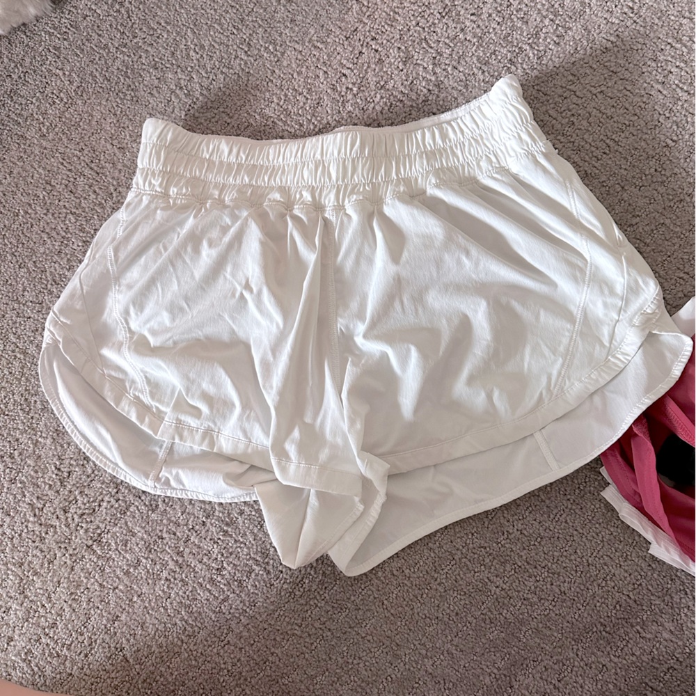 Lululemon Track That High Rise Lined Short 3” size 10 in White